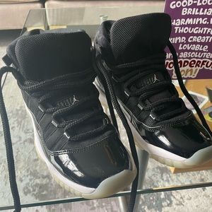Air Jordan's kids 11 retro jubilee size 5
